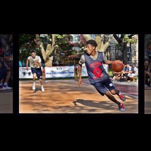 Meet your Posher, Cliff